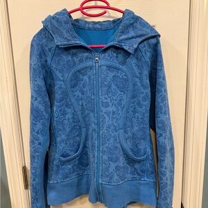 Lululemon Scuba Hoodie Stretch with Lined Hood (Vintage) Paisley Cornflower Sz10